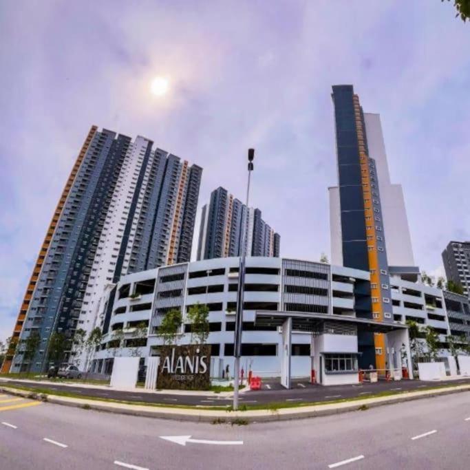 Klia Klia2 Alanis Putrajaya Cyberjaya Nilai By 3sibs Homestay Sepang
